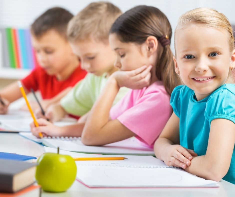 dishes2u's tweet photo. Avoid those same old sack lunches for your kids! Learn about Dishes2U https://t.co/uSTiOyTEfp #schoollunchideas #dishes2u #lunchdelivered #lunchdeliveryservice #lunchservice https://t.co/92lIz3JXgo