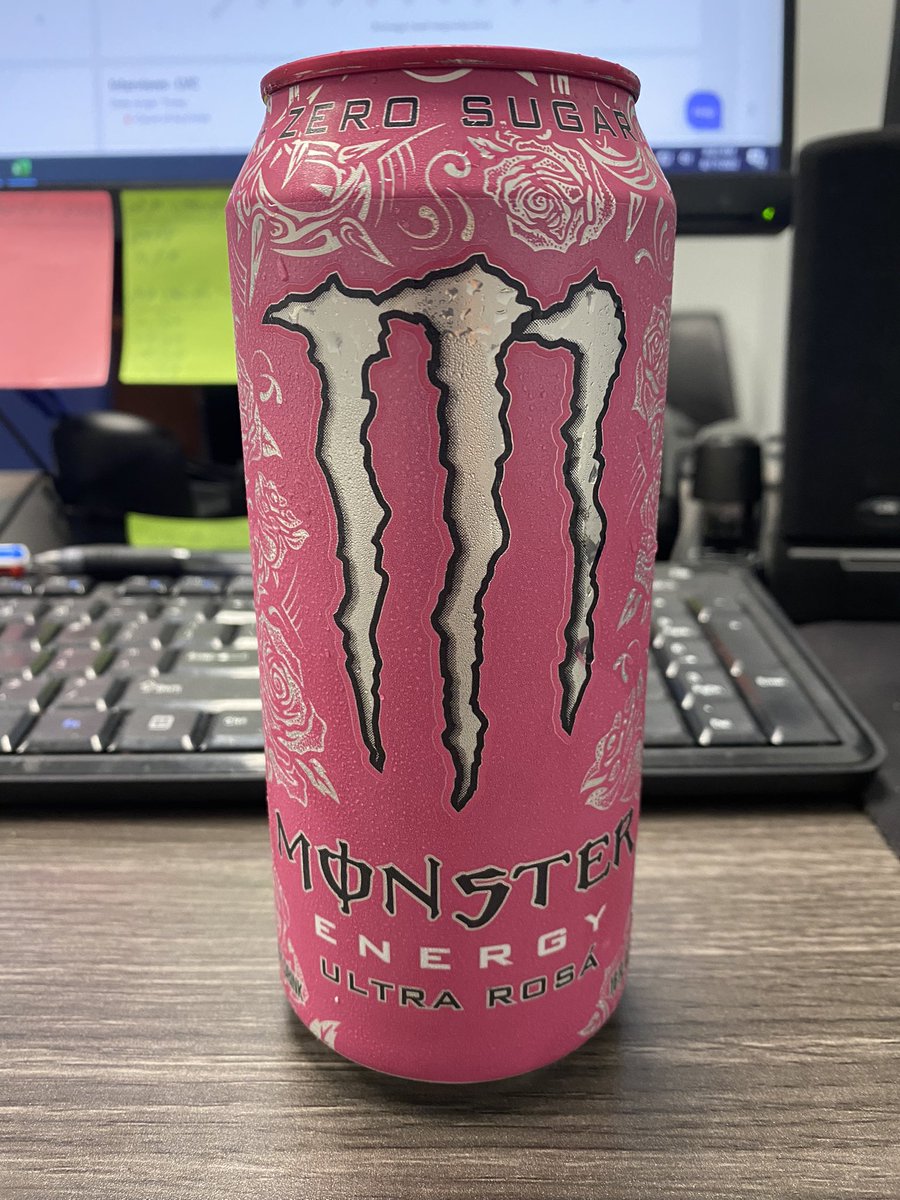 Datorious_PIG's tweet photo. On Wednesdays we drink pink.  @MonsterEnergy @MeanGirls #MonsterEnergy #MeanGirls #Pink #UltraRosa #Wednesdays https://t.co/fWRpEkYB7N
