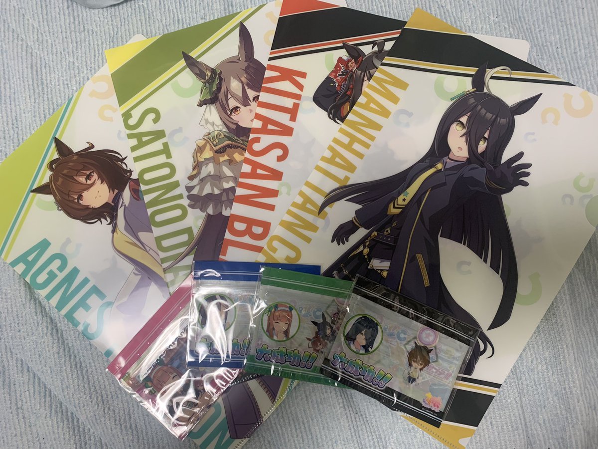 pgb1BvFSvecQDJo's tweet photo. ウマ娘セブンコラボ　無事購入 https://t.co/DPwAy1rKeH
