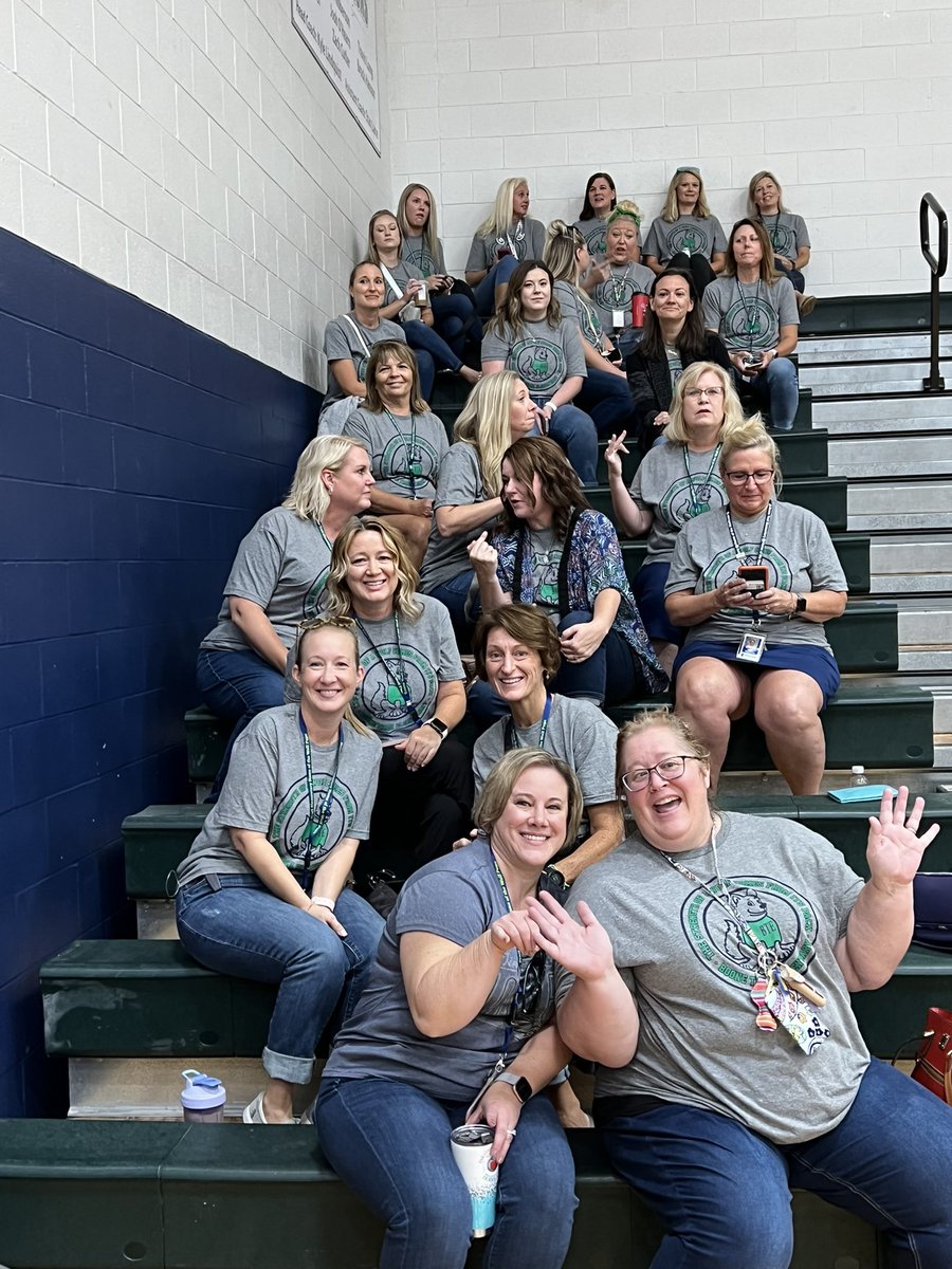 WSDR4Supt's tweet photo. Andβ¦ More! ππ #WeAreWentzville #WSDFamily #TeamWSD #BackToSchool https://t.co/i2FnQRA4Dx
