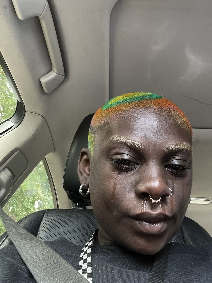 my car got towed so im crying on my birthday $ltpbbt send a sad bday bitch some money