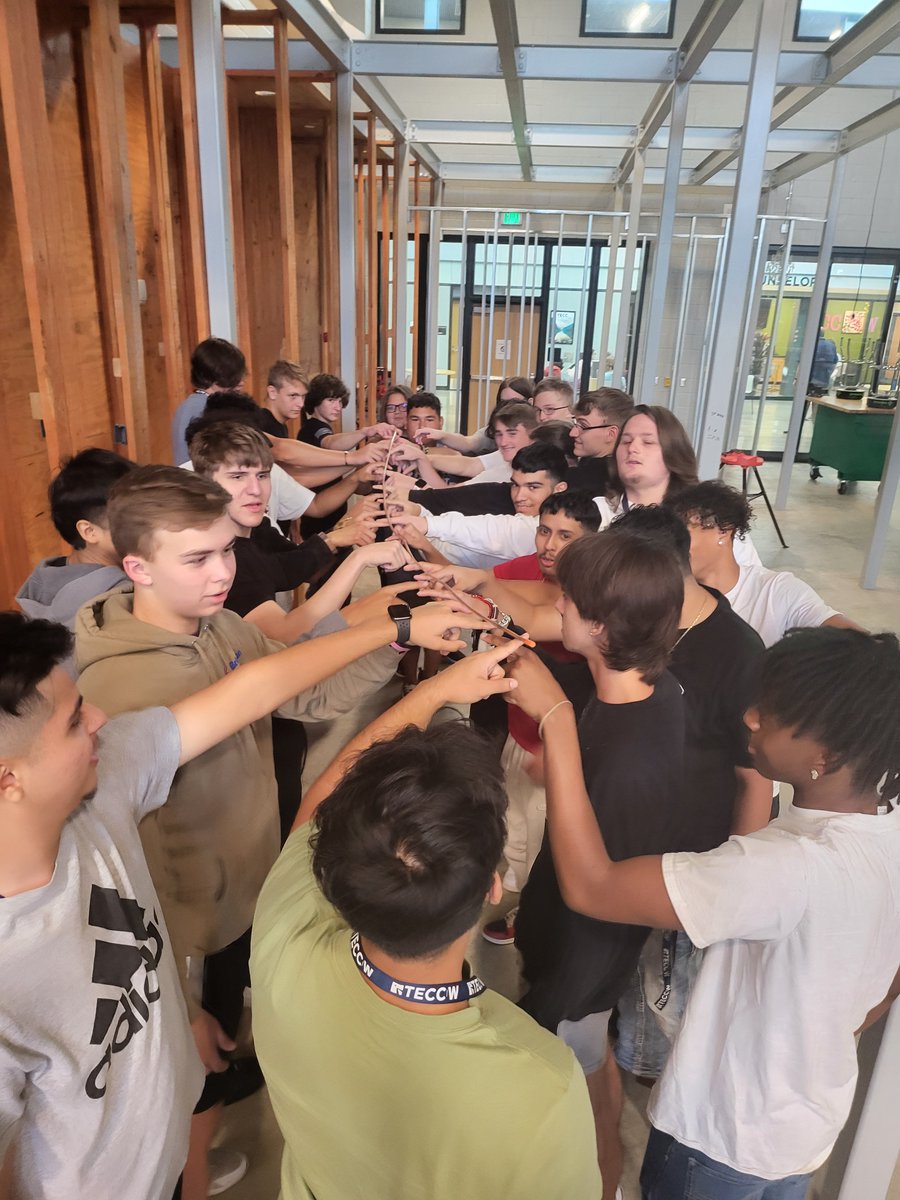 TECCWElectrical's tweet photo. New students doing team building activities during 1st week. @LISDpartner @TECCwest https://t.co/mrxdR6VBF6