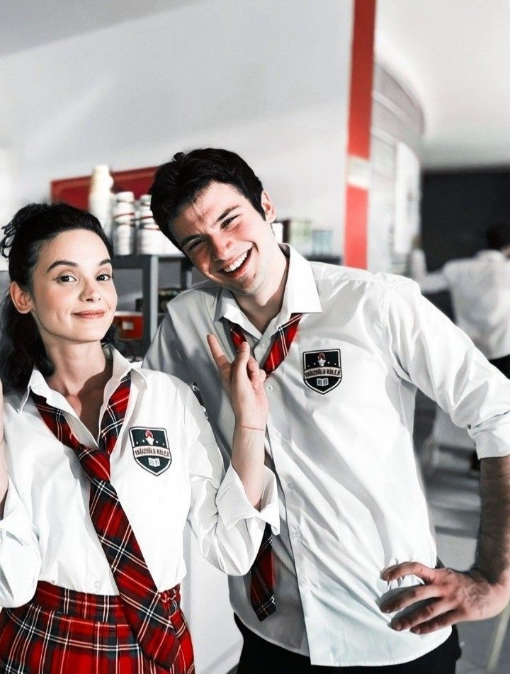 zeynepzavlak's tweet photo. Ay bunlarda varr canım çiftlerim #ZeyÇağ #MelOz #ZeyÇağ #HazOr https://t.co/UnkaLjmd7H