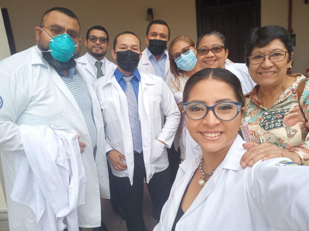 lexanderRM's tweet photo. #reclasificacion
#nivelacionsalarial
#anestesistaspresentes
#escuchenalosanestesistas
#SOYUNHEROEANESTESISTA https://t.co/K2oK1zsW78