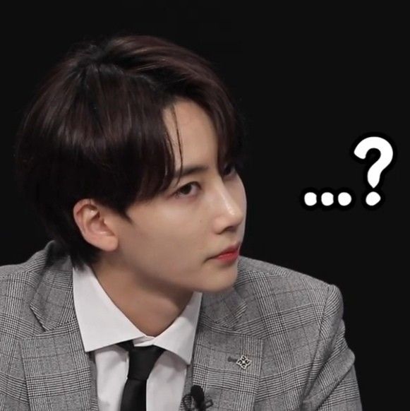 _wjunpimeow_'s tweet photo. Mis neuronas al tratar de entenderle a cualquier GOING SEVENTEEN que tenga de por medió DINERO junto a SEVENTEEN. https://t.co/Dp4khWZ5ha