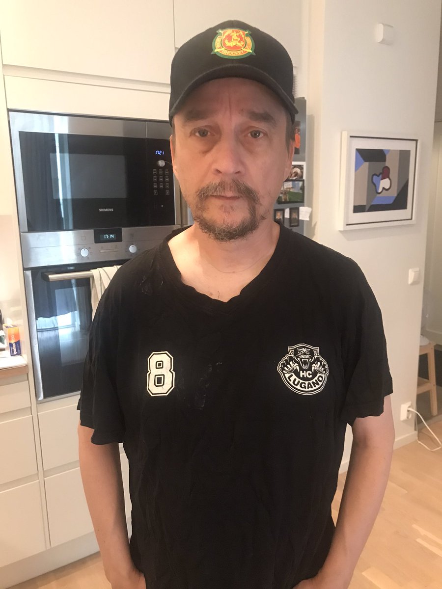 #8 Hirschi…HC Lugano!!! <a href="/BJuppsala/">Birgerjarl</a> <a href="/pint38/">Ullbors</a> <a href="/ttnyhetsbyran/">TT Nyhetsbyrån</a> <a href="/SvD/">Svenska Dagbladet</a> <a href="/LvgaMarco/">Marco Mantegazza</a> <a href="/robymazza70/">Roberto Mazza</a> <a href="/Mulle45/">Magnus Hellberg</a> <a href="/steffanyspeaks/">Steffany Hanlen</a> <a href="/ragge28_marcus/">Marcus Ragnarsson</a>