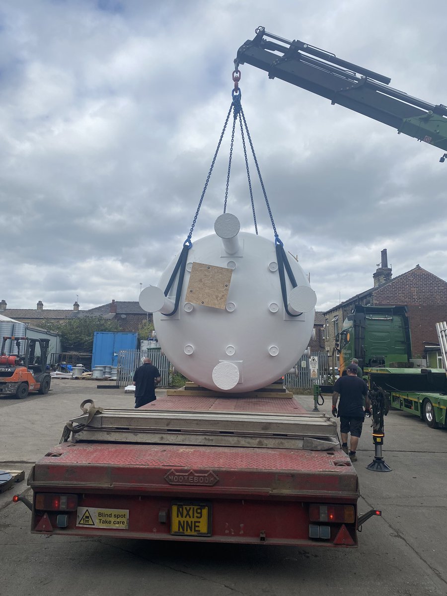 YRL_Rubber's tweet photo. YRL providing a green service by relining these 50 year old water treatment tanks with new rubber. #greenservices #rubberlining https://t.co/pwRQZw8mYf