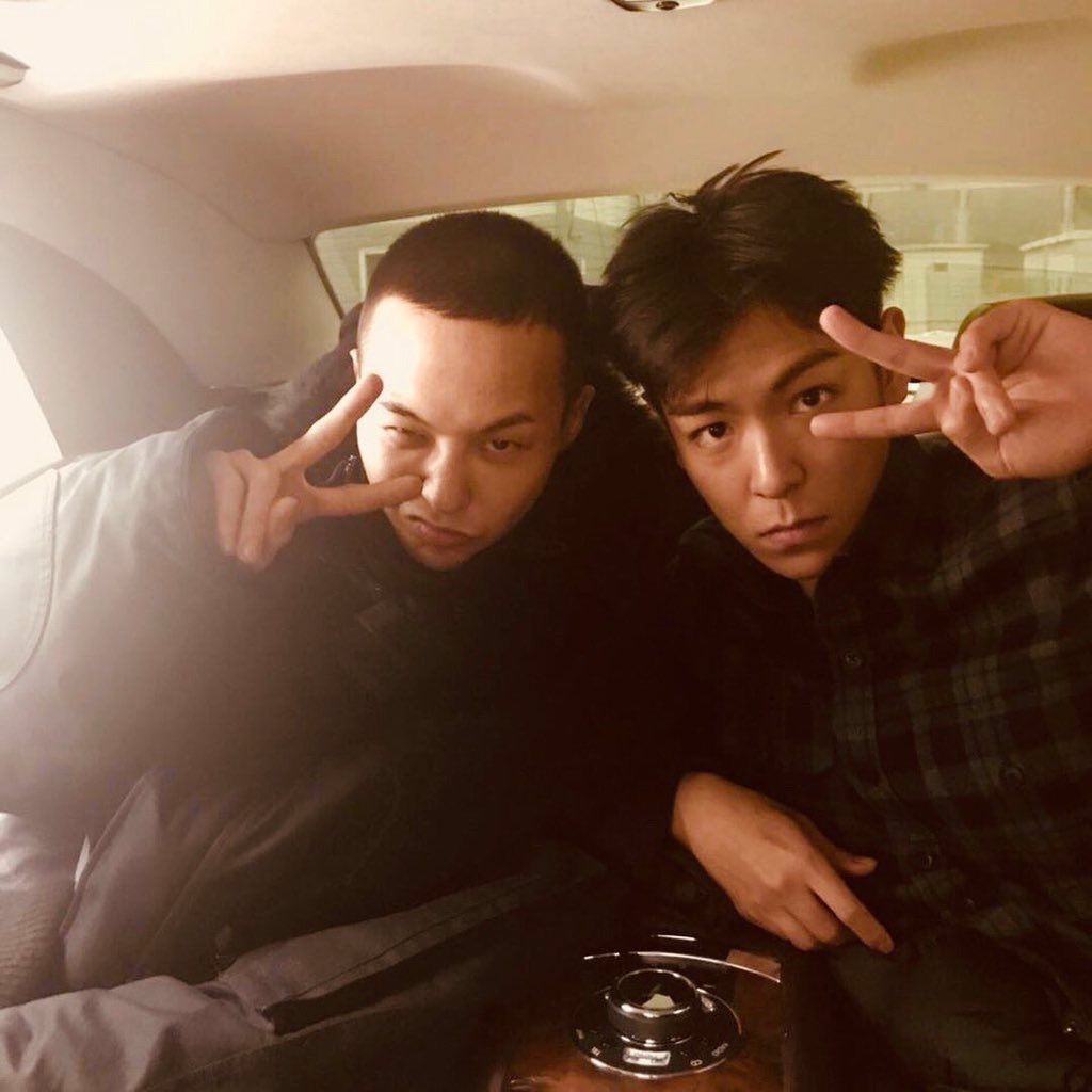 gtoparchives's tweet photo. happiest birthday to our very own jiyongie! we love you so much 🫶 #SuperStarGDragonDay https://t.co/7etYJD5RkP