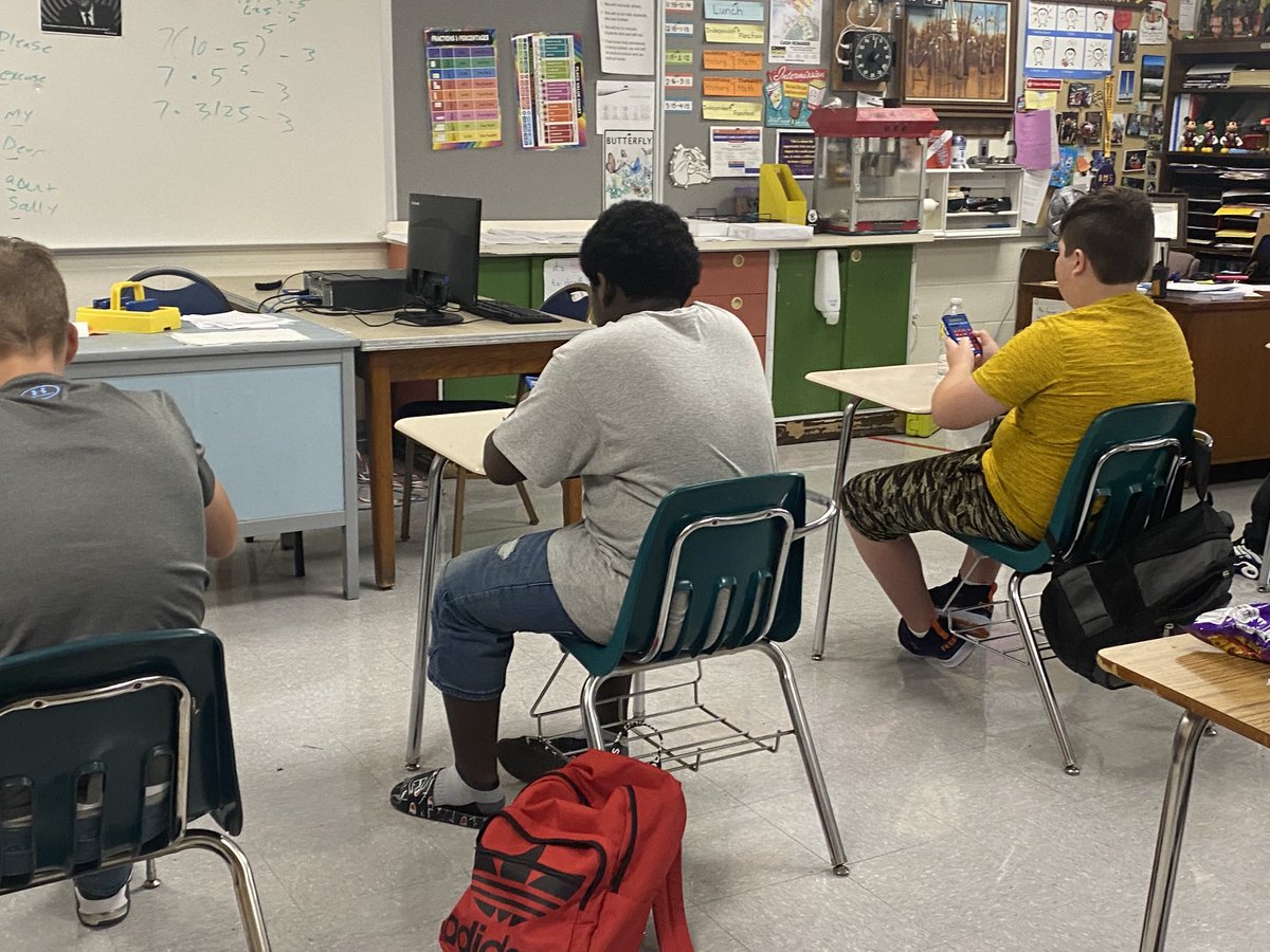 I love watching my ese teachers at DeLand Middle!! Always capturing their classroom with complete engagement!!