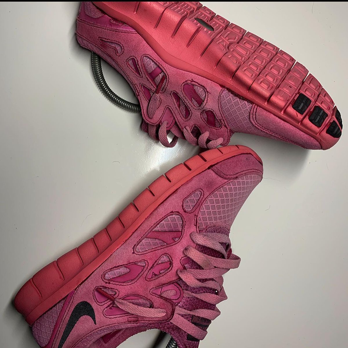 HitByMar's tweet photo. Nike Peony Pink free run 2. Dip Dyed, size 8 M 9.5 W. Link in bio or DM to purchase 

#Nike #DipDye #customshoes #RitDye #exercise #running https://t.co/9P5zWU2fpZ