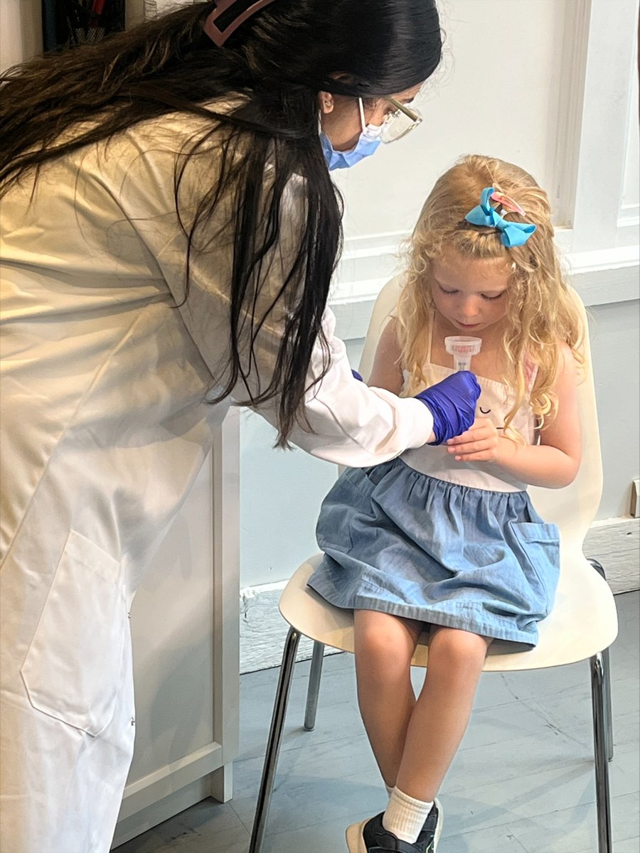 StratoTesting's tweet image. No more nasal swabs! @stratohealth is the first point-of-care clinic in Ontario to use the new Health Canada Approved @MicroGEMbio #Sal6839 saliva-based PCR testing system. SAME DAY RESULTS - Book your test hubs.li/Q01kg5Pz0

#covidtest #saliva #travel