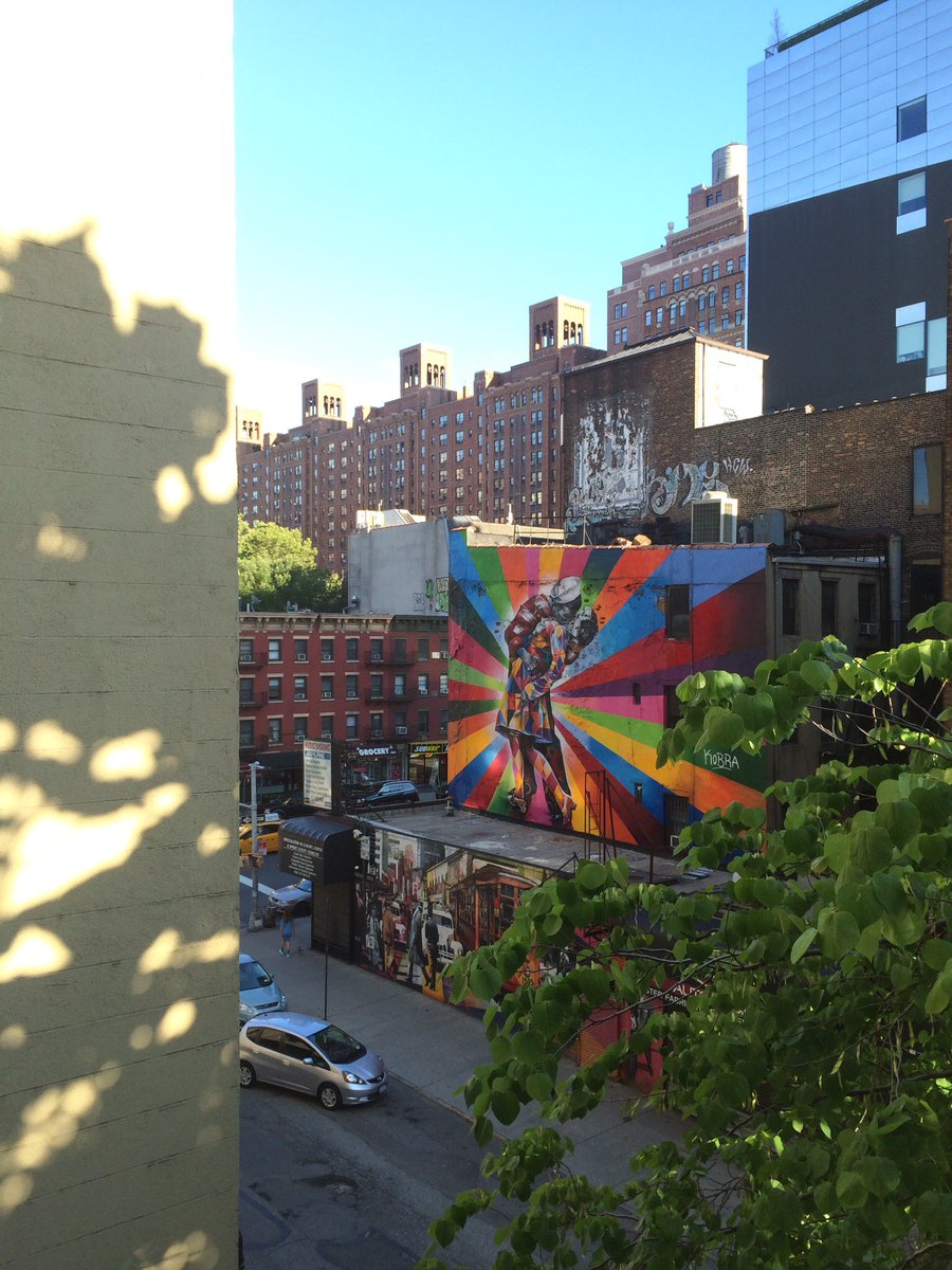 Uwe_Lutz_'s tweet photo. @NewYorkCityDE Mehrfach. Die #Highline ist absolutes Pflichtprogramm, wenn wir in #NewYork sind. Meisten wohnen wir direkt darüber, ganz am Anfang. Ob ich jemals wieder hinkomme, ist allerdings ungewiss. #HighLinePark https://t.co/qgQZJTUluy
