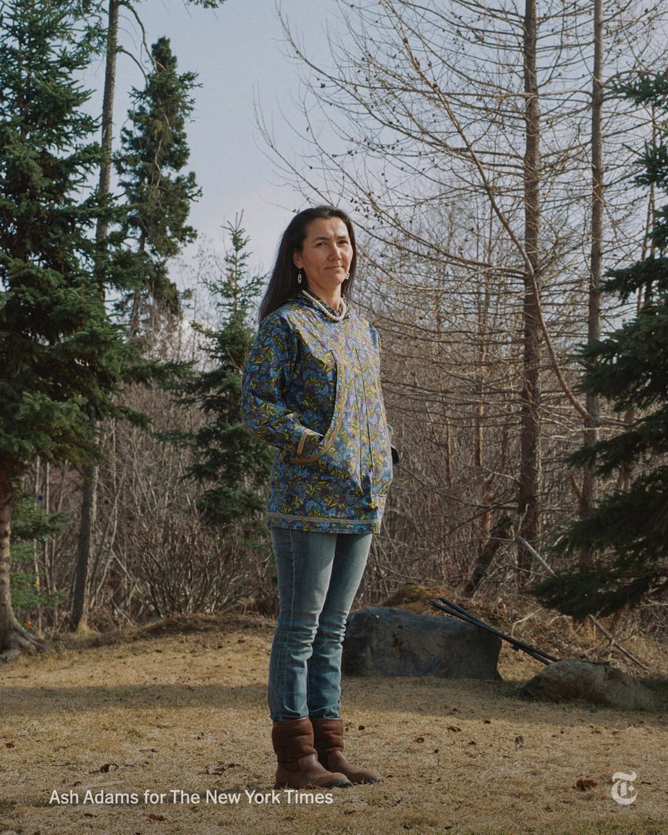 nytimes's tweet photo. Native voters were key to the strong showing of Mary Peltola, Sarah Palin's main Democratic rival in the special election for Alaska's House seat. Peltola, a former state lawmaker, is Yup’ik and would be the first Alaska Native in Congress if elected. https://t.co/NtTutVphwB https://t.co/tWByCUH5Yl