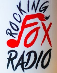OftheSunandthe2's tweet photo. Thankful #shoutout🙏 2 every single #friend #fan #supporter who voted 4 #OftheSunandtheMoon #EverlastingWar as #favBand #favTrack of the week @rockingfoxradio 🇬🇧 #NewMusicHour👍 We #won the #poll #contest n tomorrow we'll be once again #onair as #special #guest #winners
#rtItBot https://t.co/ggKd5Ya6Ou