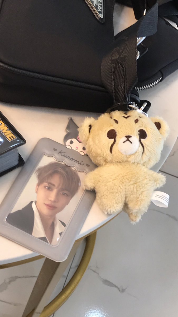 mklpcs's tweet photo. wts ph ww #mkIseIIs

𓏔 10 cm cheetah lee &amp; jaemin glitch mode scratch ver pc 
𓏔 ₱1450 set! + lsf &amp; pf 
𓏔 bought cheetah lee for 1450 and jaem was my own pull!!
𓏔 onhand, pic is from me 🫶
𓏔 rcbyt https://t.co/jbhUMHFts2 

dm to buy! ☻ https://t.co/zzABin05DW
