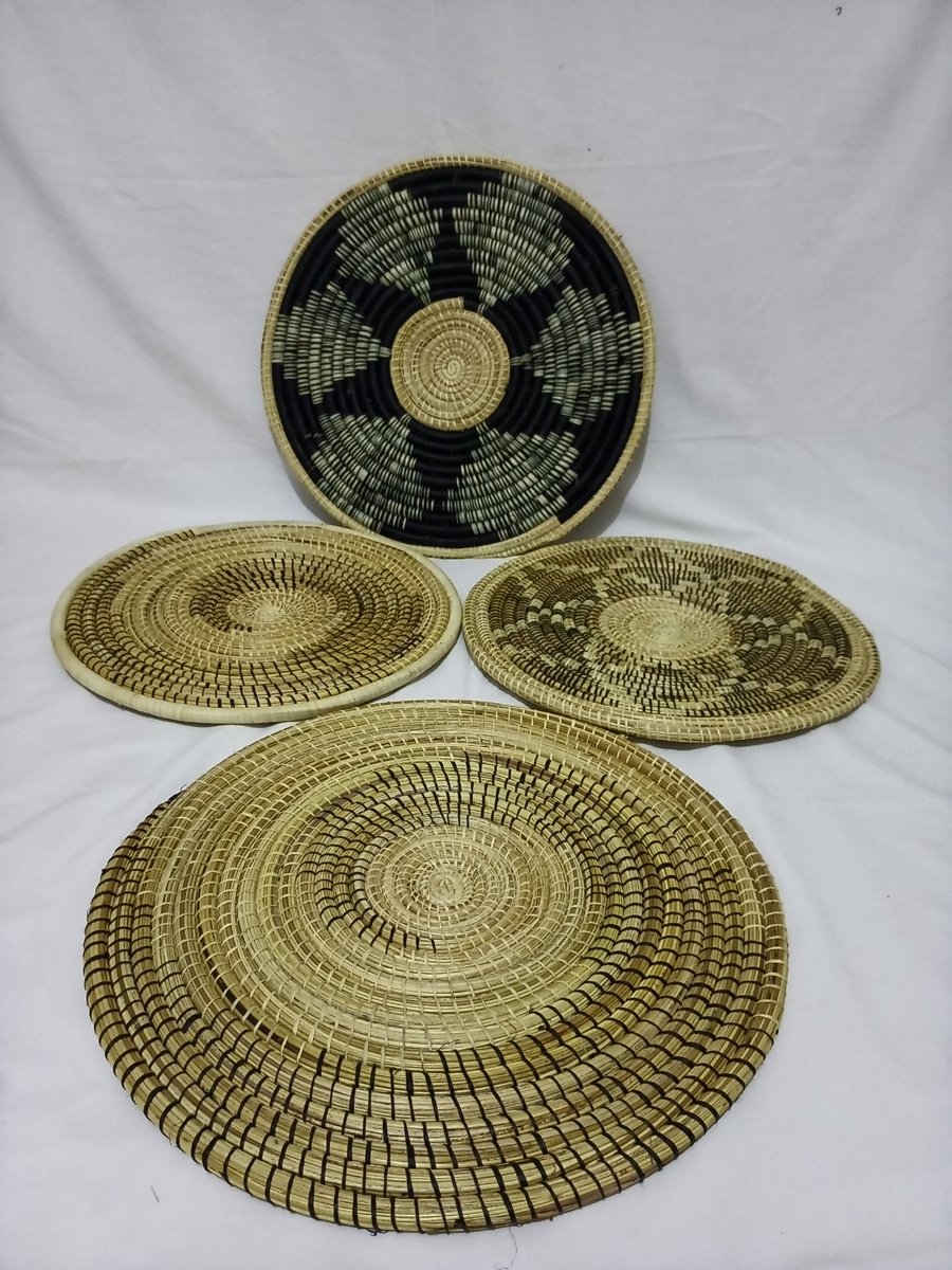 AssortedAfrica's tweet photo. In this changing world women are seen changing the narrative in entrepreneurship. Our programing deemed brings rural women together and enlighten them on crafts, value addition and businesses management to support thier families.These are some of thier products.
#orderfromthem https://t.co/UVZ72dwrB2