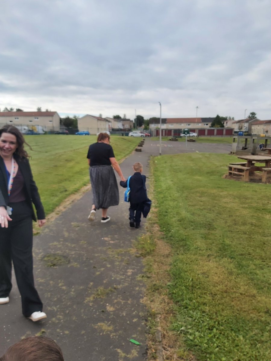 And just like that off he went. Not even a look over his shoulder ❤❤😭😭😭  <a href="/HolytownPS/">Holytown PS & NC</a>