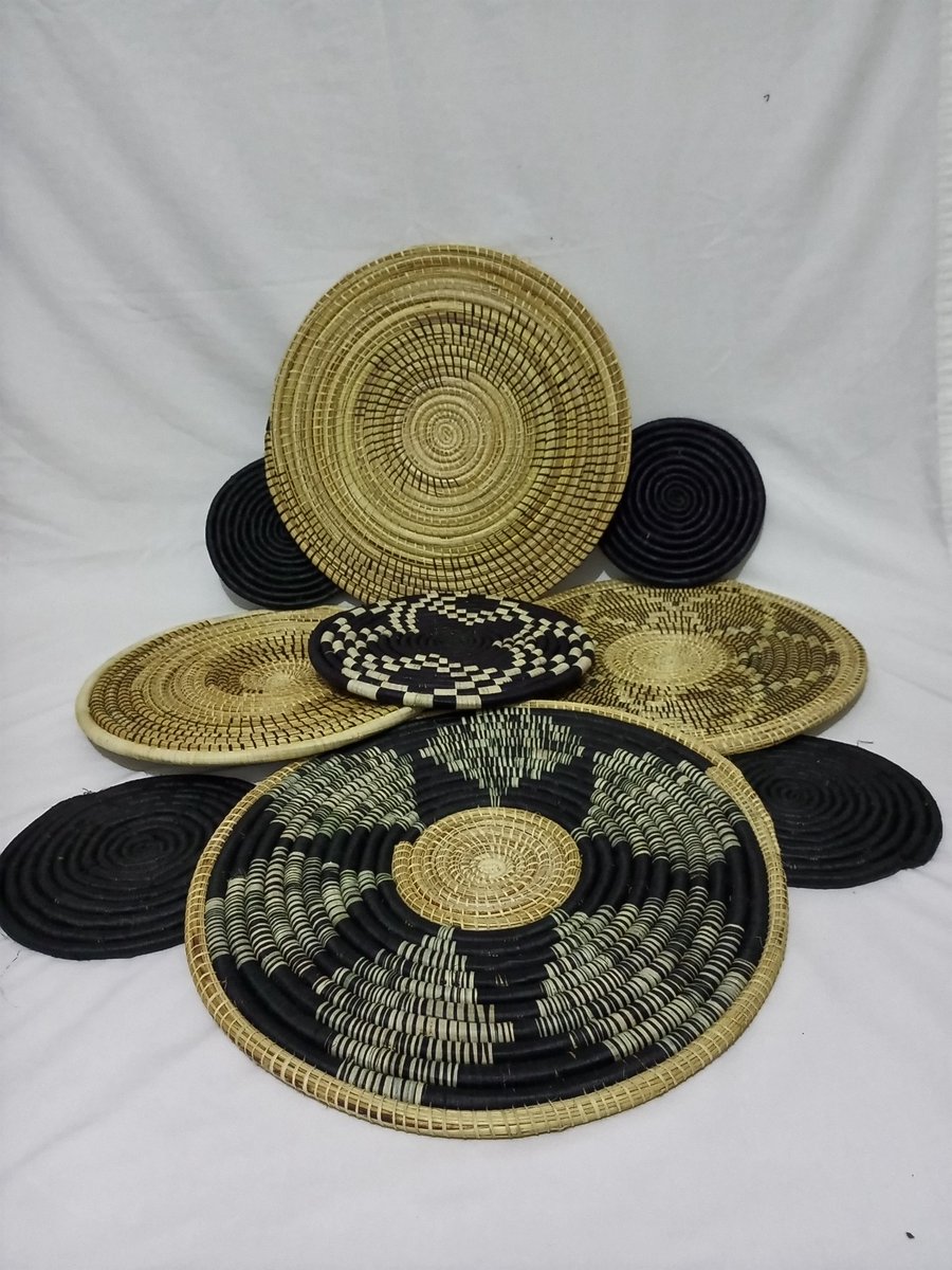AssortedAfrica's tweet photo. In this changing world women are seen changing the narrative in entrepreneurship. Our programing deemed brings rural women together and enlighten them on crafts, value addition and businesses management to support thier families.These are some of thier products.
#orderfromthem https://t.co/UVZ72dwrB2
