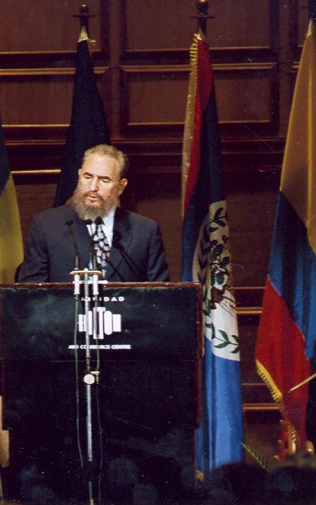 #FidelPorSiempre: Tenemos ante nosotros un gran desafío. Se trata de forjar un destino común para naciones notablemente dispares en cuanto a tamaño, población y desarrollo [….]. La región comprende, por fin, que en la unidad está el camino futuro de nuestros pueblos. (17/8/1995)