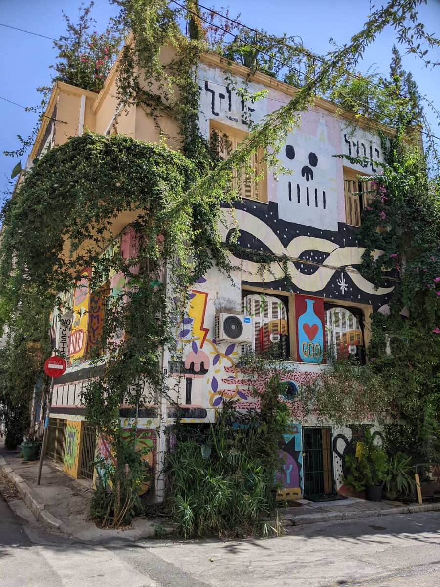 Rose Sugarlove tweet media