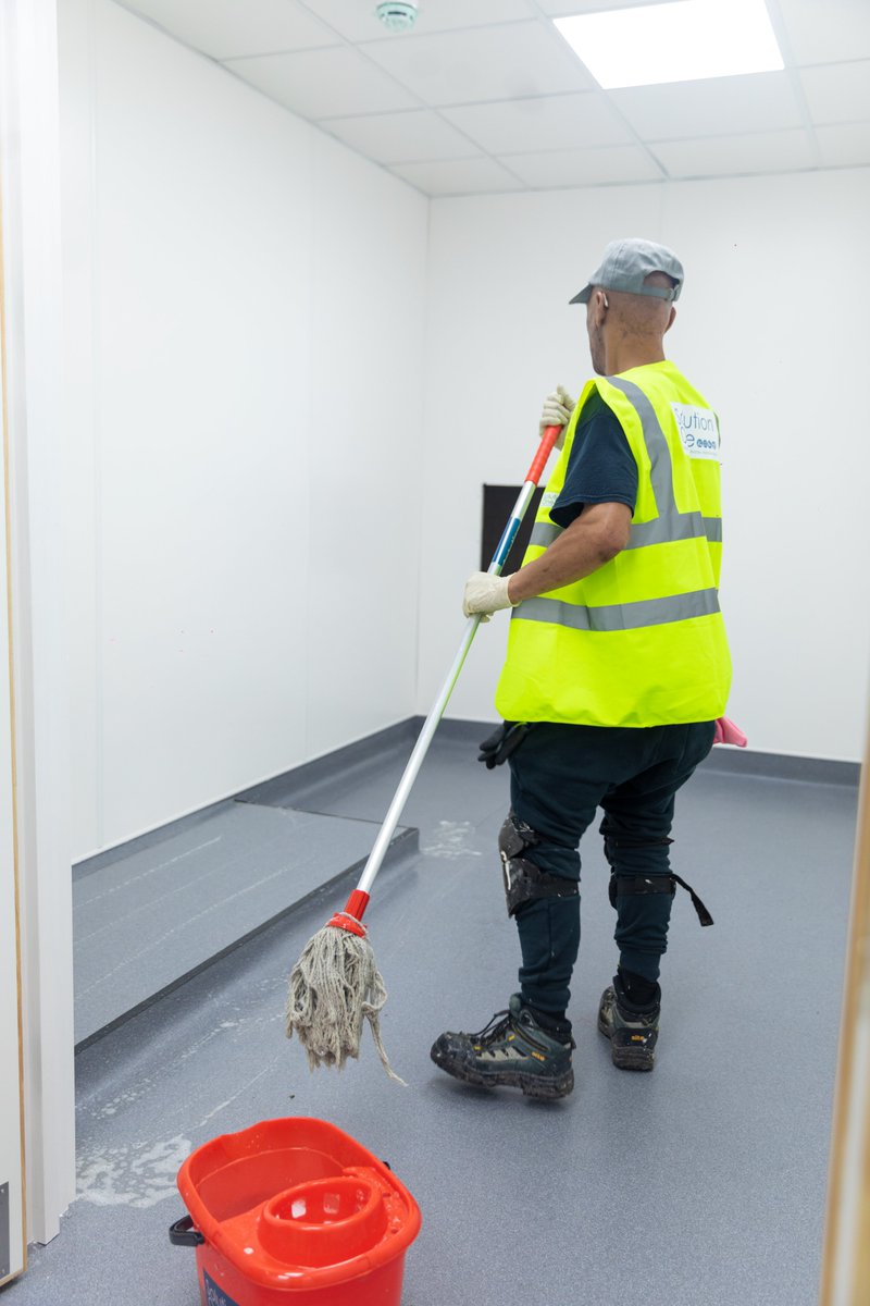 Solution_one1's tweet photo. The finale of a Solution One clean always ends in a good mop!✅
It is important that we complete a final polish to ensure that all dirt has been thoroughly removed.
#buildersclean #mopping #clean #finale #starterpack #londonbridge https://t.co/qhHryiefCA