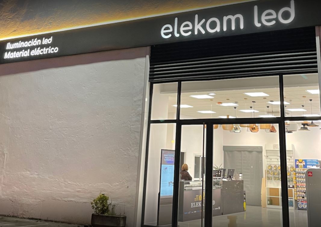 Rotuloymetal's tweet photo. Agradecer a la empresa @elekamled su confianza en @rotuloymetal

Lekam, iluminación led
ALMACÉN CENTRAL, Astigarraga
EXPOSICIÓN PARA EL PÚBLICO, San Sebastían
#donostia #sansebastian #rotulos #trabajos https://t.co/BKQsNMjWid