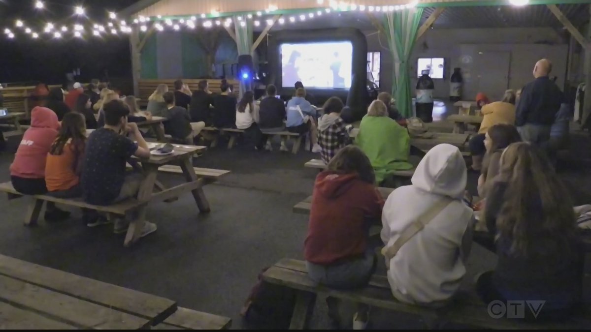 CTVLondon's tweet photo. Staff members at @EastParkLondon held an @AmazingRaceCDA viewing party last night to watch the latest episode that was shot there and other notable locations in London.
https://t.co/rttILxVyHc https://t.co/8ejfp7w7ft