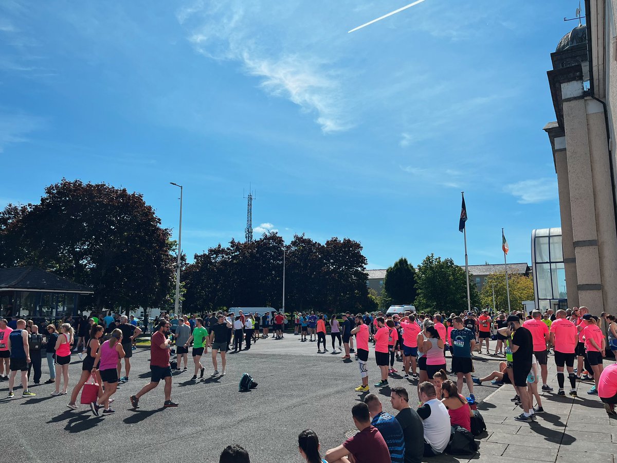 Over 900 will take part in our Centenary Run this lunchtime at the Garda College organised by <a href="/CoisteSiamsa/">Coiste Siamsa An Garda Síochána</a> and the Garda Athletics Club. 

The Cloone loop is a well known feature of Garda training here in Templemore. 

#Garda100