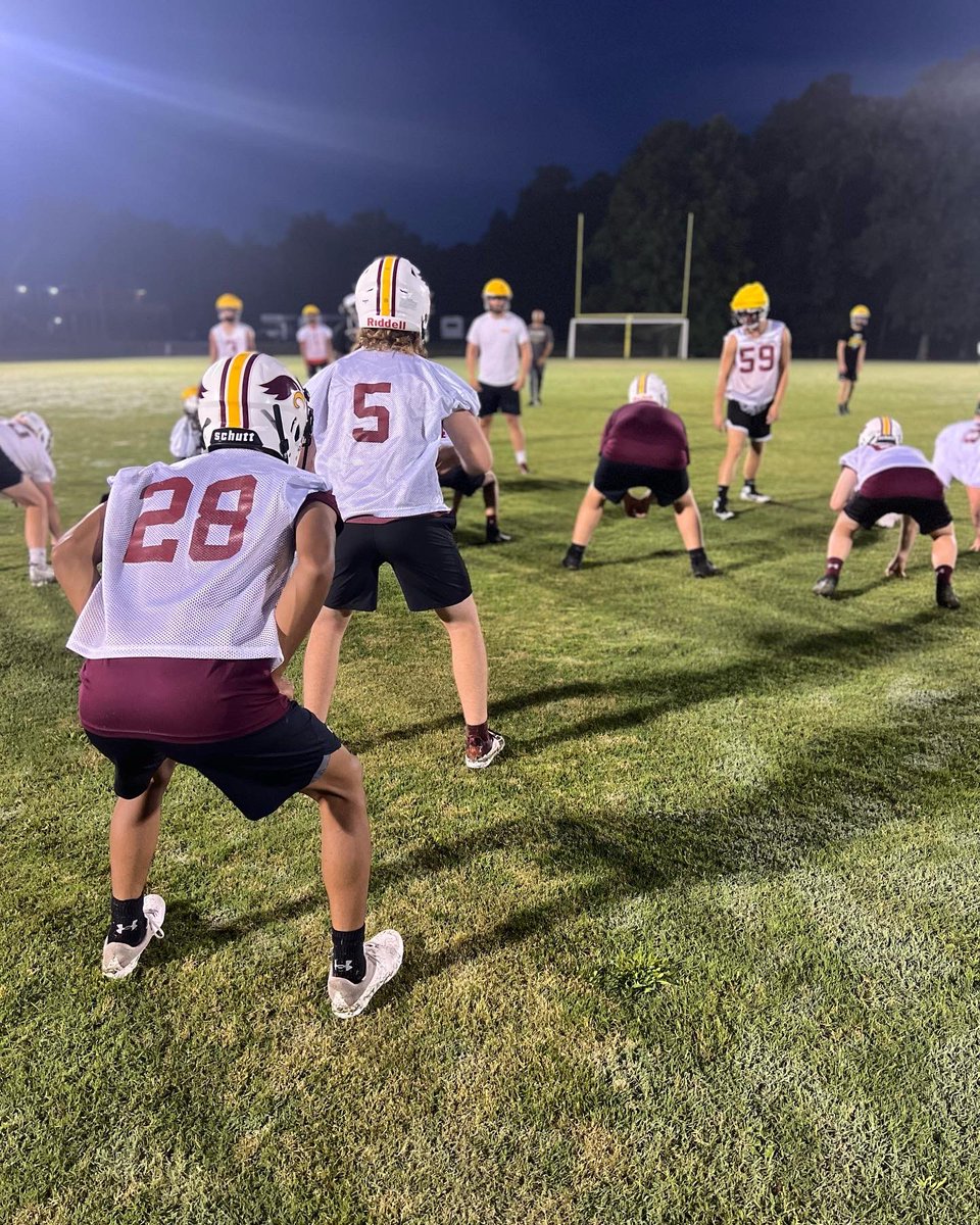 athletics_grace's tweet photo. Our HS Football team working hard this morning at Fort Bluff Camp on our US Retreat!!! 🏈🦅💛
#graceacademyretreat
#fortbluff
#upperschoolretreat https://t.co/hNTU6aUQDp