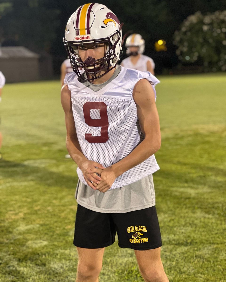 athletics_grace's tweet photo. Our HS Football team working hard this morning at Fort Bluff Camp on our US Retreat!!! 🏈🦅💛
#graceacademyretreat
#fortbluff
#upperschoolretreat https://t.co/hNTU6aUQDp