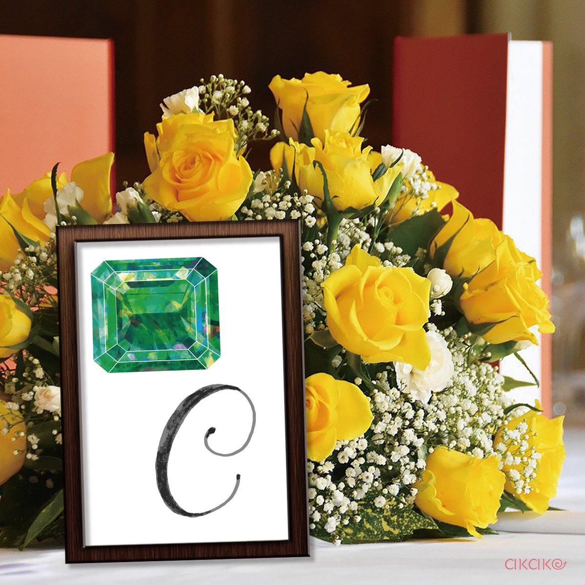 akako_shop's tweet photo. akakoの新商品ご紹介
【ブライダル】結婚式やパーティで使える！宝石の席札です💎✨

4種類から式の雰囲気に合わせて選べます！披露宴のテーブルを輝かせる席札はいかがでしょうか💍

🎖https://t.co/FNDcqaU4h2

#結婚式 #席札 #宝石 #結婚式準備 #minne #minne_new  #テーブル札 #ダイヤ #アメジスト https://t.co/mkB2Zg0vmM