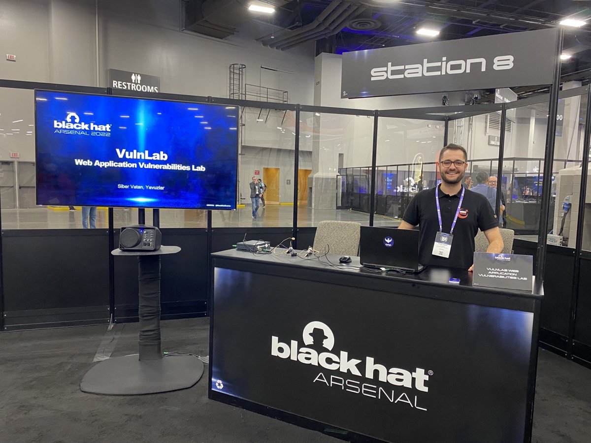 siber_vatan's tweet image. Siber Vatan @siberyavuzlar takımımız “VulnLab” projesi ile uluslararası hacker konferansı olan Black Hat Arsenal&apos;a katıldı. Bizi uluslararası arenaya taşıyan @dijital ve @siberkume ye desteklerinden dolayı teşekkür ederiz. 

#Gençİstihdamı

@TCSanayi @KalkinmaAjansGM @TCBAKKA
