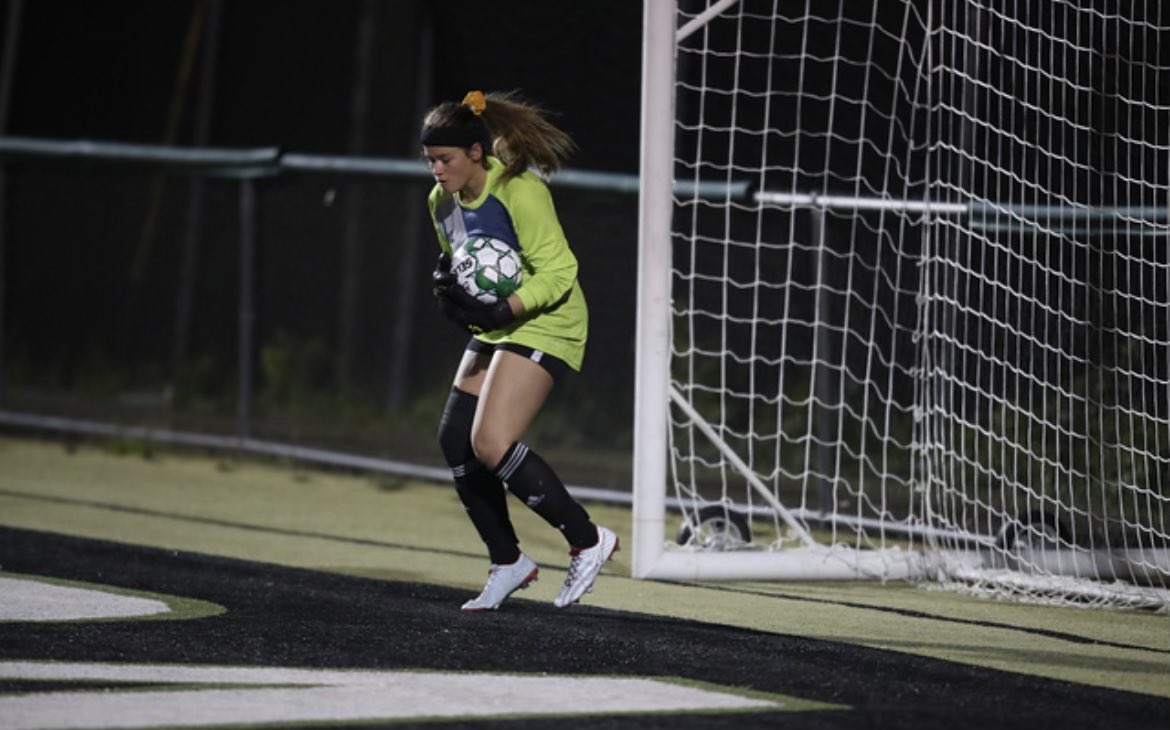 BVALadyLeps's tweet photo. Congratulations to our 2022 Team Captains: Farrah Reader, Victoria Rodriguez, Laurel Lehnhardt and Kataira Rhodes 🐾⚽️👏🏻 https://t.co/ly1xUBrJud