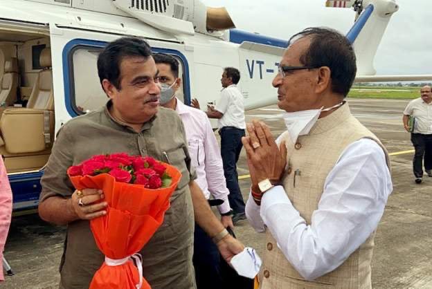 habibul_bepari's tweet photo. Nitin Gadkari ji and And Mama will be new Elite member of Marg Darshan Mandan and insecurity increase for another Mama from Northeast as his predecessor got in core team.
#masterstock https://t.co/Mt2FG7pWmv