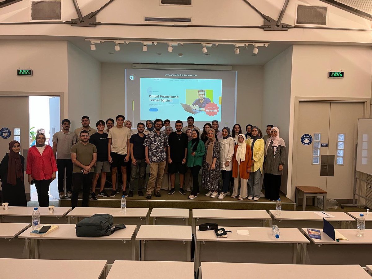 fullsepp's tweet photo. SSW 16 Ağustos etkinliğimizden kareler.☀️🤩
@GamzeSart @ahmettbalat @candostb İzzet Zakuto konuğumuz oldu!
#fullsepp #khas #ssw #workshop #gamzesart #ahmetbalat #candostbayraktar #podbee #izzetzakuto #scorp #keşfet #workshop #startup https://t.co/85HGljI024