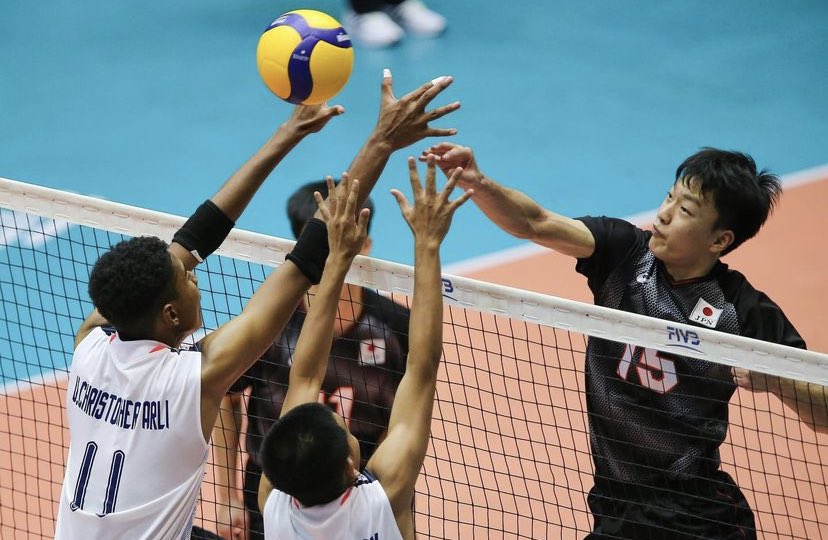 volleytrails's tweet photo. 🇯🇵 Japan survived 🇹🇭 Thailand in 5 sets (25-15 22-25 25-17 23-25 15-9) #AVCU18 #volleyball 

📸 @AsianVolleyball https://t.co/KhKb6GhlEc