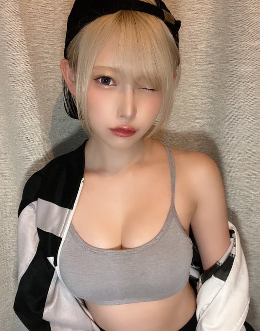 Twitterのコスプレ画像16