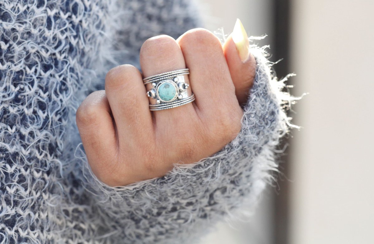 MylovelifeLife's tweet photo. Turquoise Ring, Sterling silver ring, December Birthstone Ring, Engagement Ring, Anniversary Ring, Gift Her
#Turquoisering #ring #SterlingSilverring #Decemberbirthstone #Gemstonejewelry #Roundstonering #Turquoisejewelry #Weddingring #Weddingring #Personalizedring https://t.co/7wbmxdXhdI