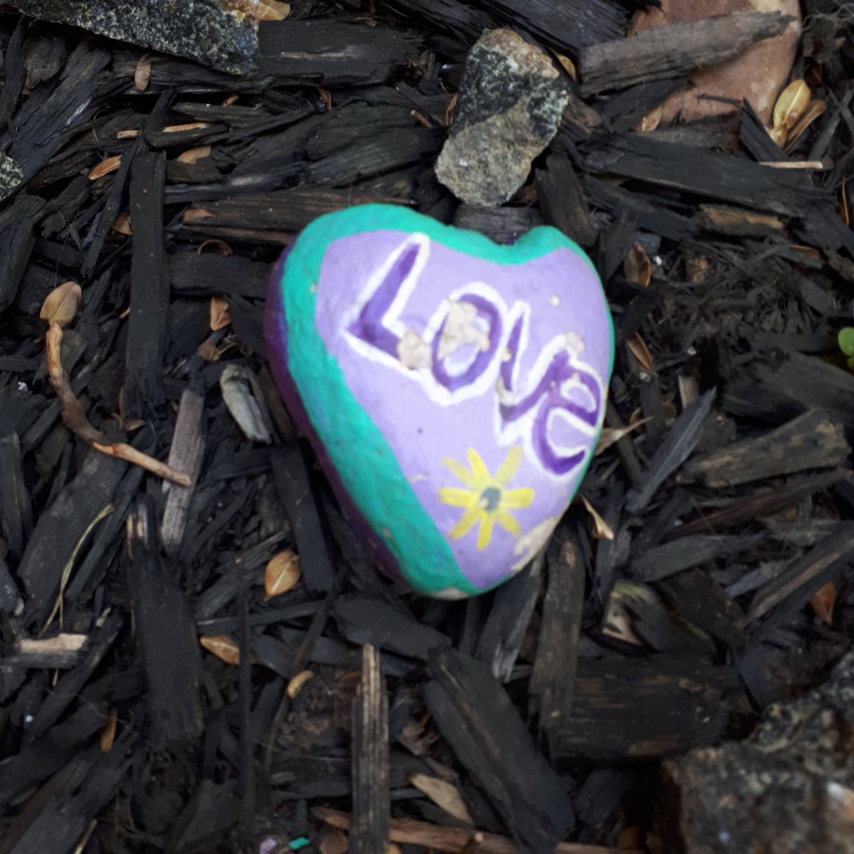 debdchapman's tweet photo. Saw this while canvassing yesterday. Brought a smile to my face. I recalled painting stones with my kids when they were little. #art #canvassing #Elections2022 https://t.co/S1UA8cuWht
