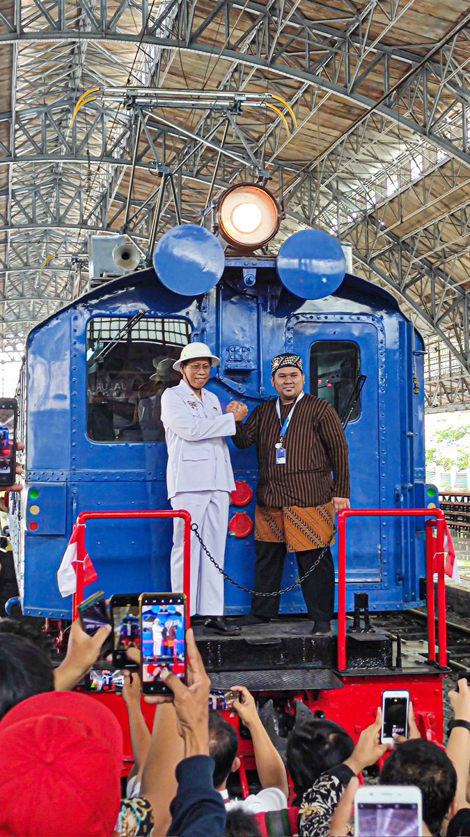31Dirjo's tweet photo. Terima kasih banyak @keretaapikita terima kasih banyak pak komandan @mas_didiek semoga tahun depan kita masih diberi kesempatan untuk terus berkolaborasi dalam semarak kemerdekaan. @irpsID siap menunggu arahan, 86 !🫡 https://t.co/lhXm7uXdLW