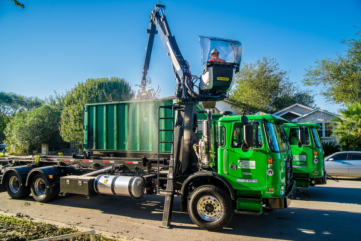 AutocarTruck's tweet photo. Cut, load, repeat. 🌳
Learn more about the ACX: https://t.co/MSXzn0t9Jk
#Autocar #AutocarTruck #LogLoader https://t.co/0HHGwIBGSe
