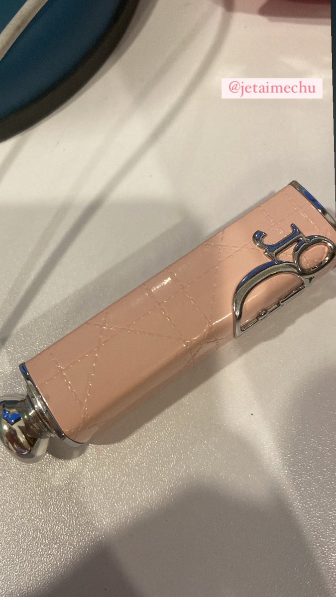 kuromuonn's tweet photo. ส่งต่อ lip case Dior สี pink cannage 900 (มีโบว์,กล่องให้) + ส่งฟรี ทักมาขอดูรูปพต.ได้ค่า💖💖 #lipcase #diorthailand #ส่งต่อdior #ส่งต่อ #ส่งต่อเครื่องสำอาง https://t.co/2Pdt6UTfOV