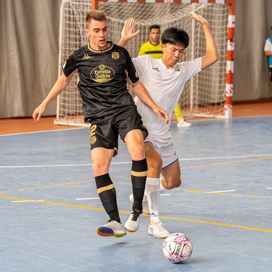 ADCLugoSala's tweet photo. One club man 2️⃣ ✨

#Costoya #RenaceAIlusión #GoLugoSala #ForzLugo https://t.co/CV80RmOODC