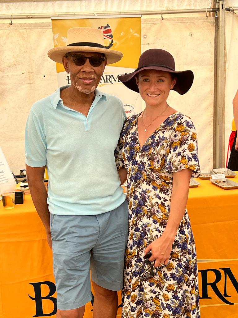 theblackfarmer's tweet photo. What a fantastic weekend we had at The Wiltshire Game & Country Fair. Always a pleasure to meet fans and make new acquaintances. Thanks for stopping by!
#theblackfarmer #wiltshiregameandcountryfair #bowoodhouse #weekendfair #foralifelessordinary #livingheritageevents https://t.co/LlazfjaN52