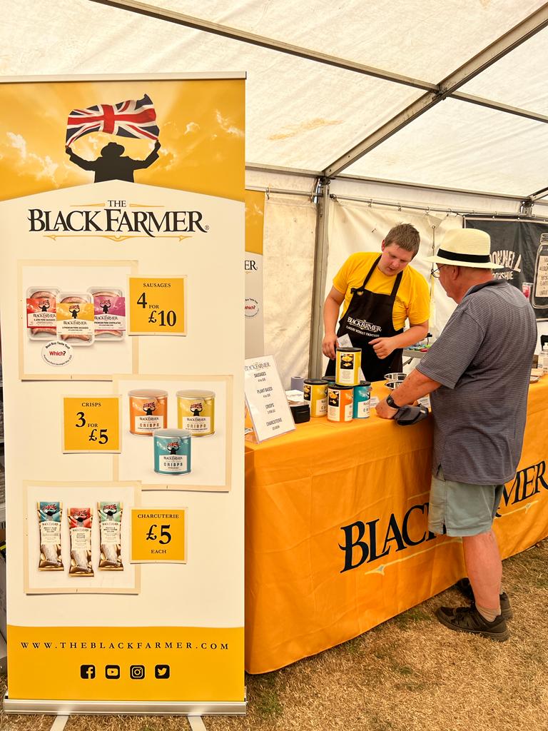 theblackfarmer's tweet photo. What a fantastic weekend we had at The Wiltshire Game & Country Fair. Always a pleasure to meet fans and make new acquaintances. Thanks for stopping by!
#theblackfarmer #wiltshiregameandcountryfair #bowoodhouse #weekendfair #foralifelessordinary #livingheritageevents https://t.co/LlazfjaN52