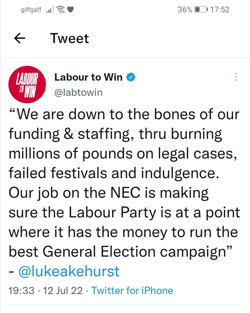 KazzyAnnie1's tweet photo. @MerryMichaelW @WPB_Tris And #PukeyLukey has admitted they're damn nr bankrupt https://t.co/gkBTKtGEit