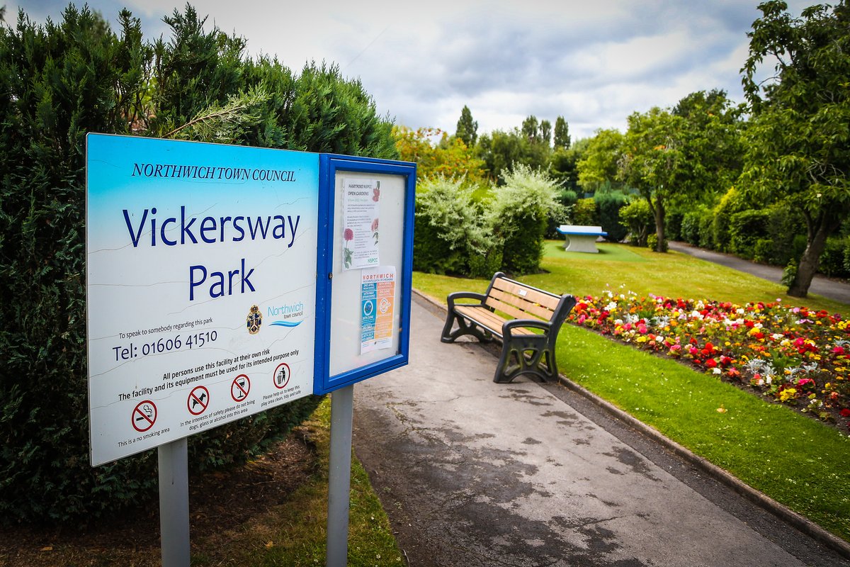 NorthwichTC's tweet photo. Summer fun! 🥳

On Thursday 18th at Vickersway/Roker Park and Tuesday 23rd at Bethel Church, you’ll find lots of free activities such as crafts, crazy golf, street dance, bouncy castle and more! 

For more information: https://t.co/w2zKoGbaRV

#northwich #familyfun https://t.co/ULubhJZjW0