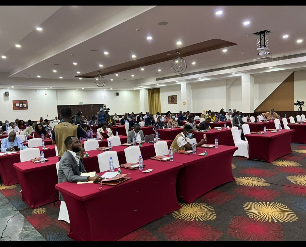 eliekabore's tweet photo. #Gestion_des_ressources_naturelles et #réduction_de_la_pauvreté : L’Afrique de l’Ouest réfléchit à Accra du 17-19 aout 2022 au cours d’une conférence : Stimuler des débats publics et encourager la production de données pour mesurer l’ampleur
#ISODEC, #Fondation_Ford, #PWYP https://t.co/XQtxfmSlWe