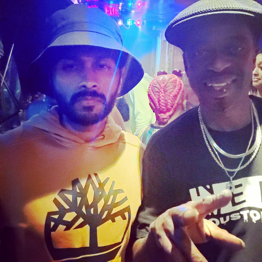 jeevzb90's tweet photo. Jeevz B and Devin the Dude @devindude420 #jeevzb #devinthedude #emcees #purelounge #washingtondc https://t.co/JPYW0NKBPs