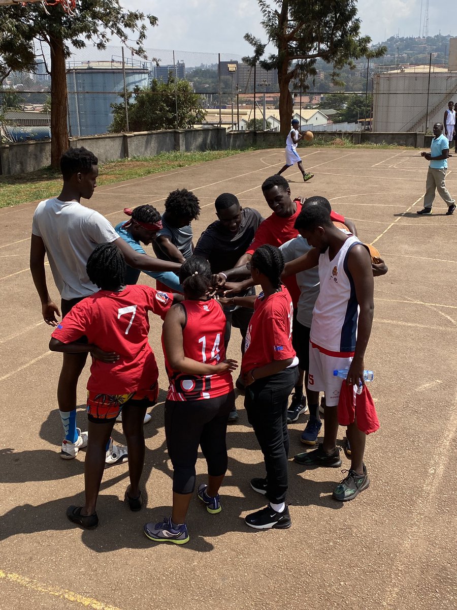 GreenhillUg's tweet photo. 🏀 Our school basketball team testing their skills against our old students team @ghosaug captained by @KennethKiapi 

The game was highly contested and spirited with both teams fielding a lady on court at all times #GreenhillSchools #Sports https://t.co/3svy1ZXhf7